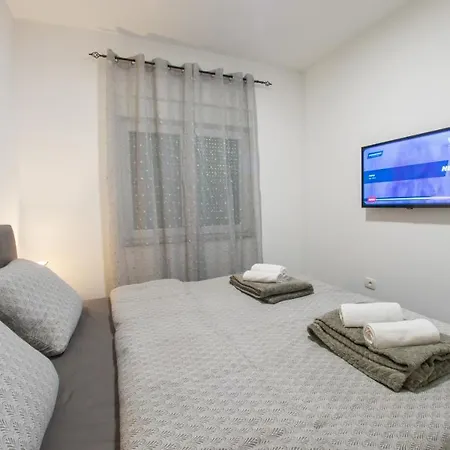 Apartment Cozy In Old Town - With Parking Mostar