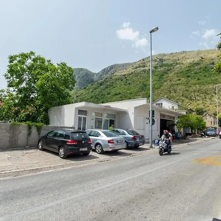 Apartment Cozy In Old Town - With Parking Mostar