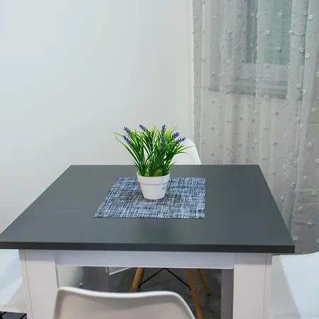 Cozy In Old Town - With Parking Apartment